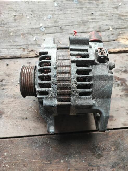 Alternator do Nissana Almera