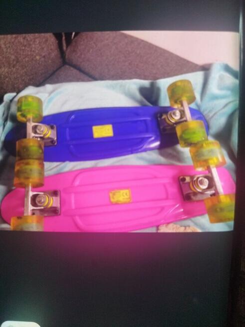 Deskorolki świecące