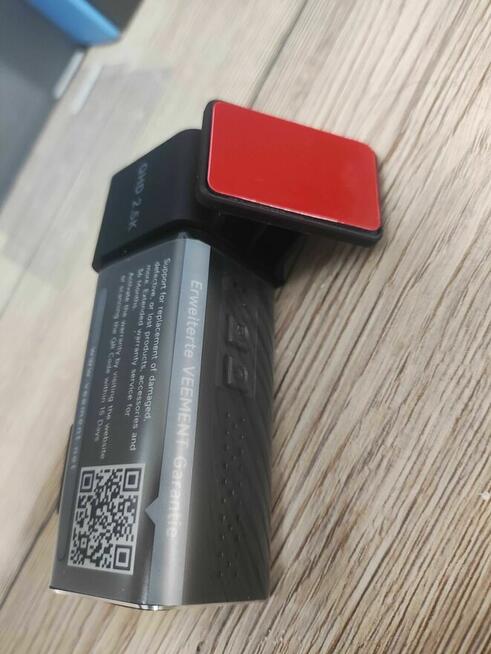 WIDEOREJESTRATOR Kamera Samochodowa V100 QHD 32GB WiFi