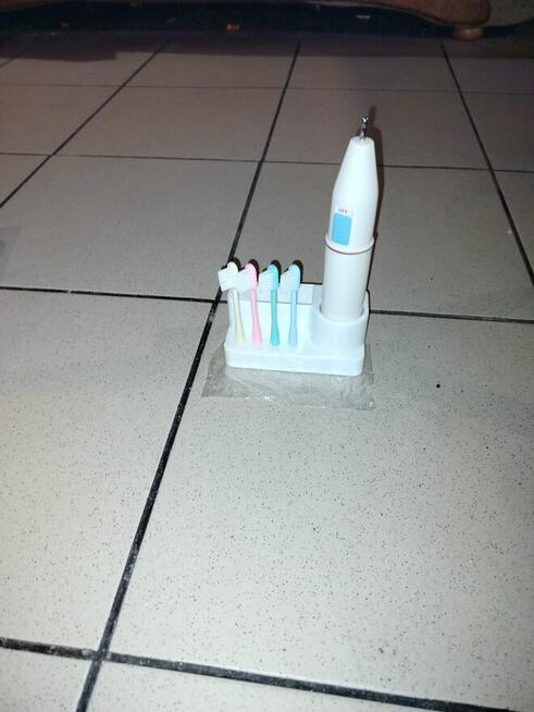 Szczoteczka do zębów BRAUN Oral-B + gratis Polecam