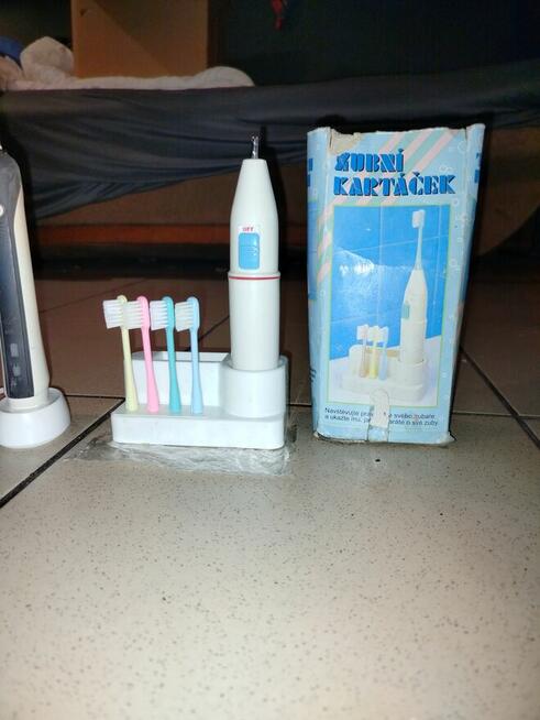 Szczoteczka do zębów BRAUN Oral-B + gratis Polecam