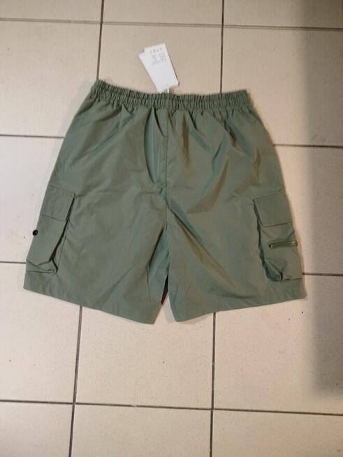 Nowe Spodenki męskie bojówki rozmiar XL + gratis Polecam