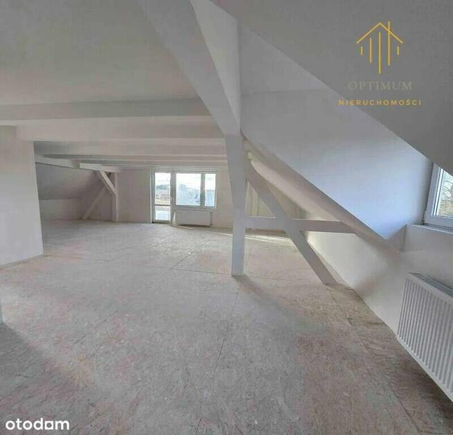 Duży dom wolnostojący - stan deweloperski