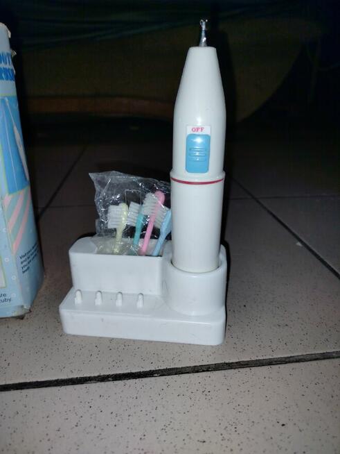 Szczoteczka do zębów BRAUN Oral-B + gratis Polecam