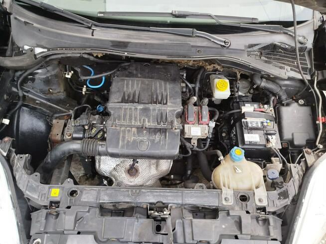 Fiat Grande Punto benzyna import niemcy bez rdzy opłaty w cenie