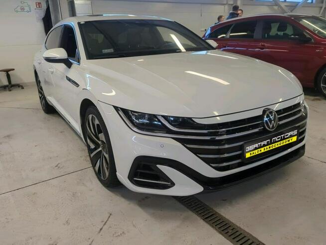 Volkswagen Arteon R line / Matrixy / Masaże / Kamera / Panorama / ACC / Hak / FV 23%