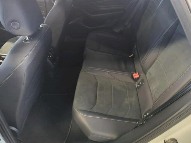 Volkswagen Arteon R line / Matrixy / Masaże / Kamera / Panorama / ACC / Hak / FV 23%