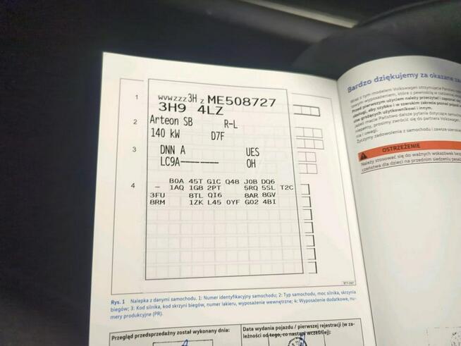 Volkswagen Arteon R line / Matrixy / Masaże / Kamera / Panorama / ACC / Hak / FV 23%