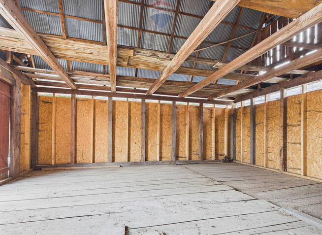 Działka z rozpoczętą budową w Dzianiszu Górnym