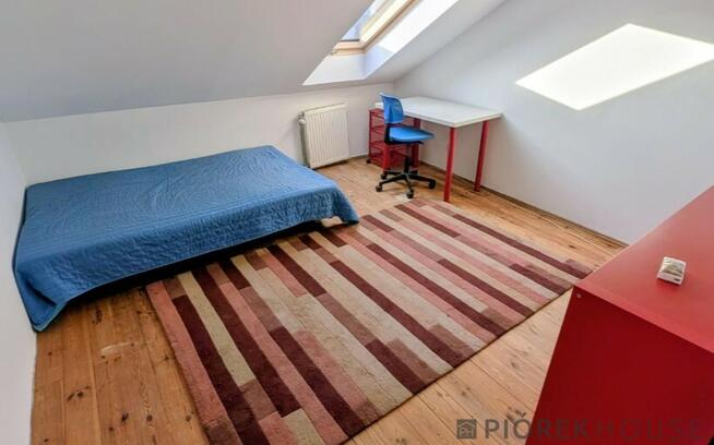 Dwupoziomowe mieszkanie w Markach