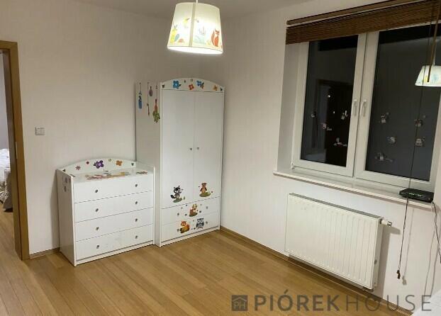 Dwupoziomowe mieszkanie w Markach