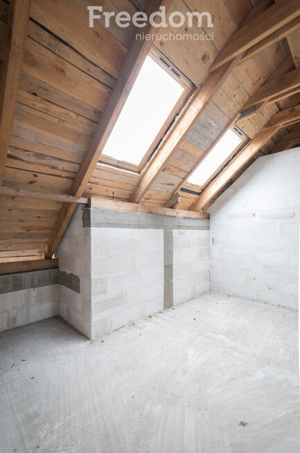 Dom w stanie surowym zamkniętym, Księży Dwór