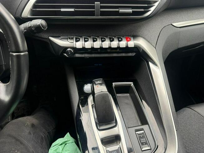 Peugeot 3008 Jak nowy pług in
