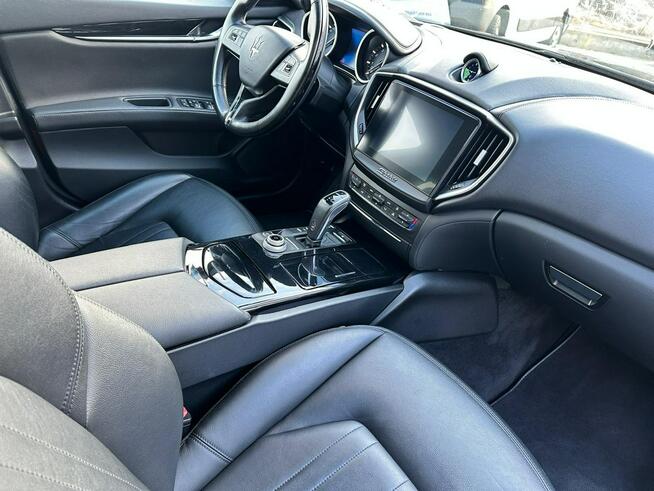 Maserati Ghibli SQ4 GranLusso Harman /Kardok Kamera 4x4