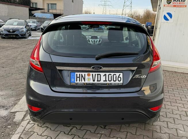 Ford Fiesta TITANIUM 1,2 82ps*Bezwypadkowy*Klimatronik*PDC*Chrom*Serwis*Zadbany*
