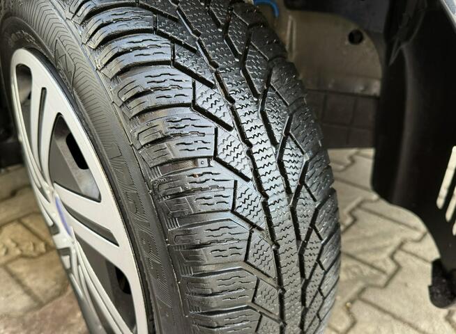 Ford Fiesta TITANIUM 1,2 82ps*Bezwypadkowy*Klimatronik*PDC*Chrom*Serwis*Zadbany*