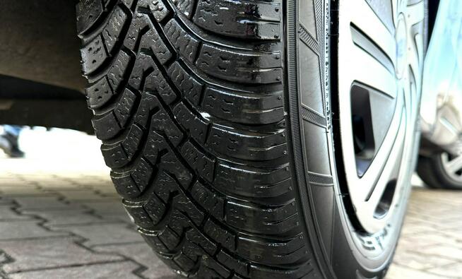 Ford Fiesta TITANIUM 1,2 82ps*Bezwypadkowy*Klimatronik*PDC*Chrom*Serwis*Zadbany*