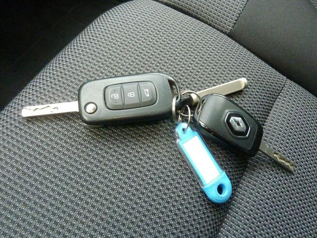 Renault Trafic Nowy Model*Long*2.0 DCI 150Ps*9-OSÓB*Klima*Kamera*Full Led*PDC