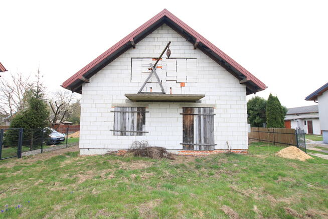 Dom stan surowym wszystkie media Lisów g. Lubartów