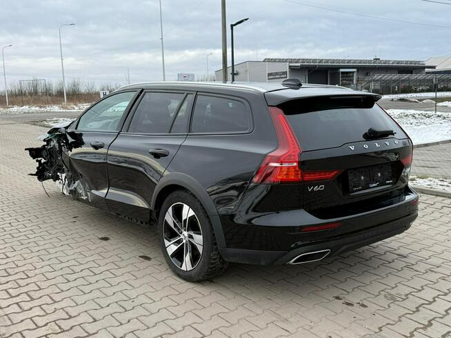 Volvo V60 Cross Country Pro*Bowers&Wilkins*Panorama*AWD*Kamera360*VirtualCocpit*FullLed*HeadUP