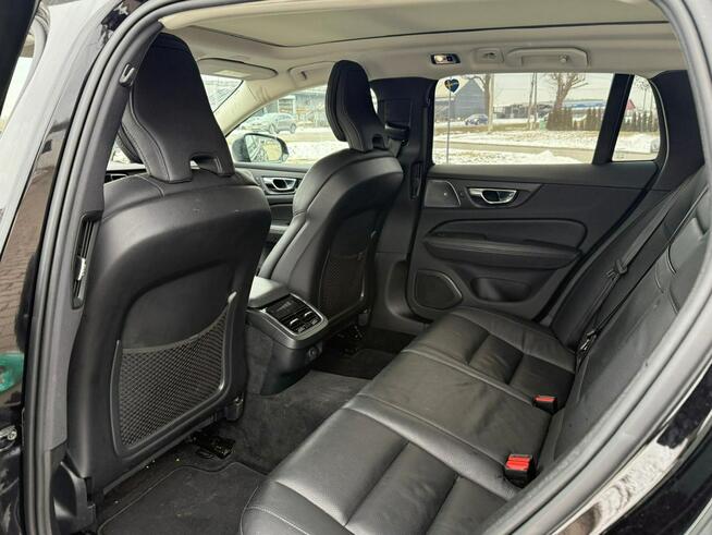 Volvo V60 Cross Country Pro*Bowers&Wilkins*Panorama*AWD*Kamera360*VirtualCocpit*FullLed*HeadUP