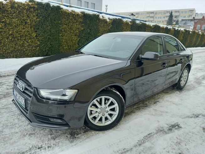 Audi A4 2.0Tdi CR 6-Bieg Sedan Lift 2xLedy Bi-Xenony Navi Zadbana Zarejestrow.