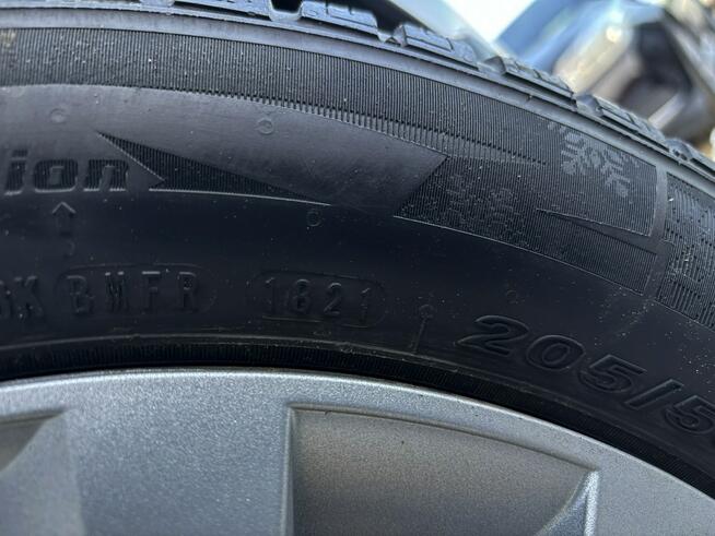 Volvo V40 1.6 benzyna YOU 120KM BIXENON pdc BEZWYPADEK 2015