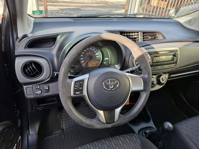 Toyota Yaris Piękna. Bezwypadkowa. Serwisowana. Klima. Sprowadzona z Niemiec.
