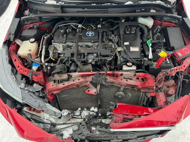 Toyota Corolla 1.8 HSD SELECTION PDC 360 stopni Distronic Podgrzewane Fotele