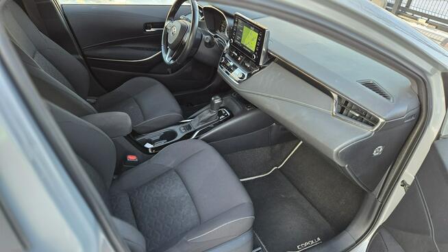 Toyota Corolla 1.8 HSD F-Vat 23% Ast. Parkowani Distronic Podgrzewane Fotele Super!