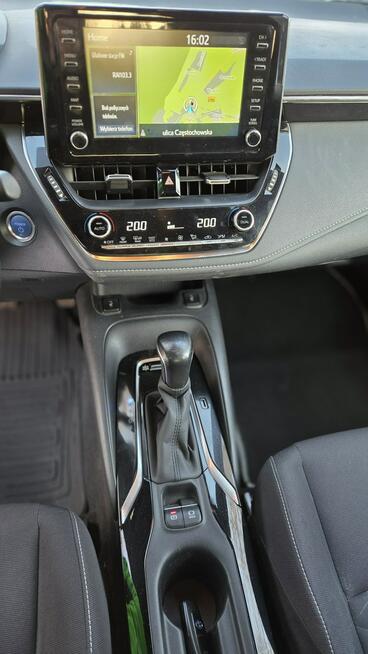 Toyota Corolla 1.8 HSD F-Vat 23% Ast. Parkowani Distronic Podgrzewane Fotele Super!