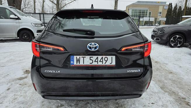 Toyota Corolla 1.8 HSD F-Vat 23% Ast. Parkowani Distronic Podgrzewane Fotele Super!