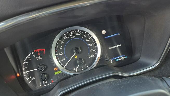 Toyota Corolla 1.8 HSD F-Vat 23% Ast. Parkowani Distronic Podgrzewane Fotele Super!