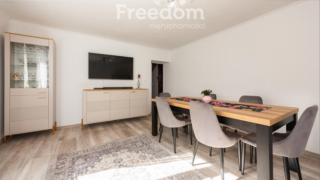 Cząstkowo - Dwa domy w cenie jednego- przy lesie !