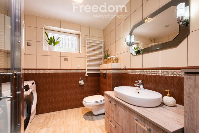 Cząstkowo - Dwa domy w cenie jednego- przy lesie !