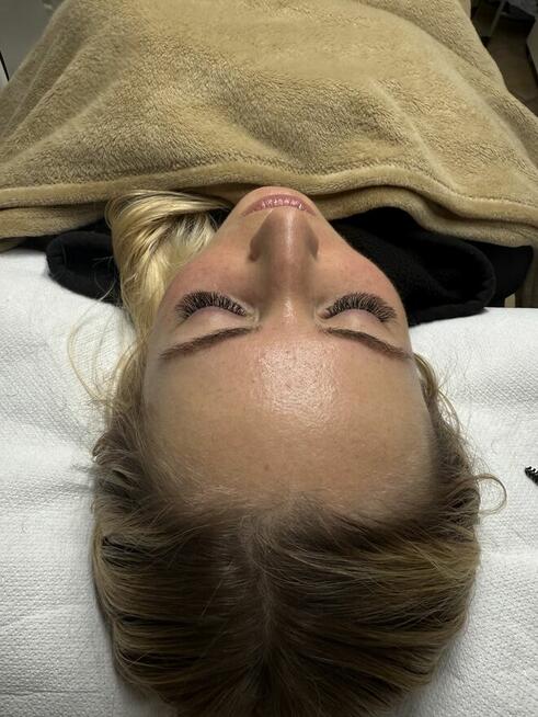 Stylizacja rzęs , henna inne zabiegi