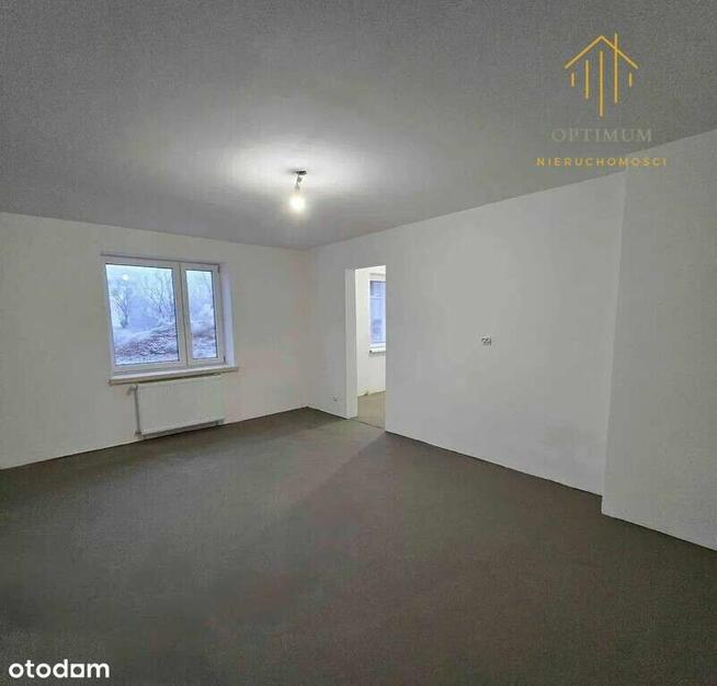 Duży dom wolnostojący - stan deweloperski