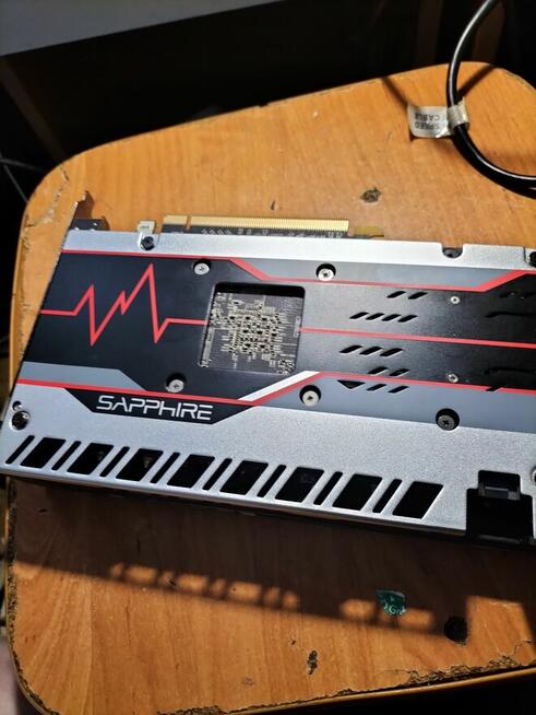 Sprzedam kartę graficzną sapphire rtx 580