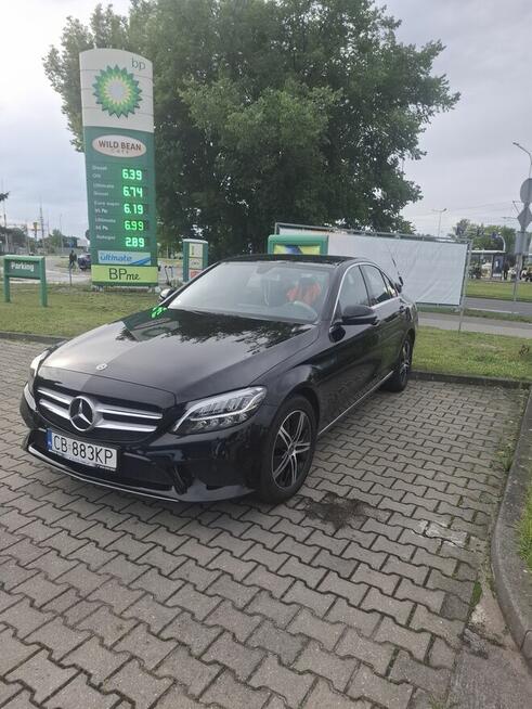 Sprzedam mercedesa c klasa 1,5 benzyna model 2020 salon Pols