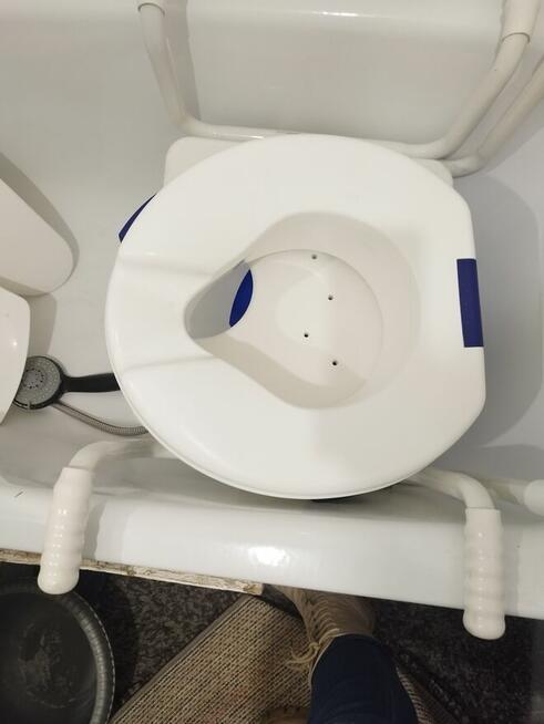 Do sprzedania ławeczka do kąpieli nakładka na sedes i basen