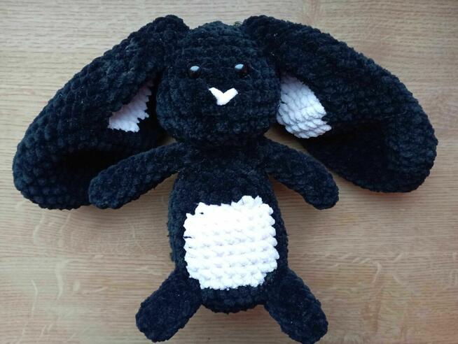 Maskotka pluszowa królik amigurumi