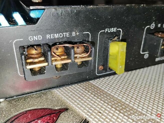 Wzmacniacz samochodowy Voice Kraft.