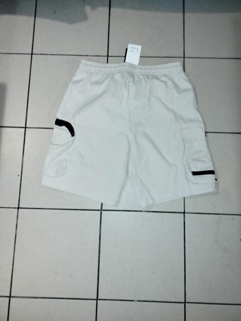 Nowe Spodenki męskie bojówki rozmiar XL + gratis Polecam