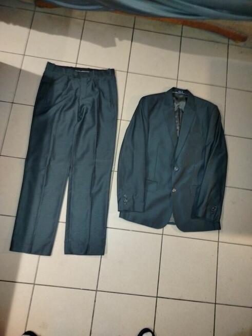 Garnitur męski firmy Malibu Polecam