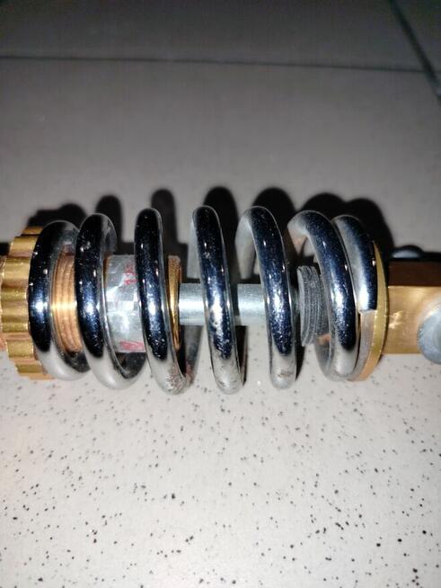 Tylny Amortyzator motocyklowy sztuk : 1 polecam