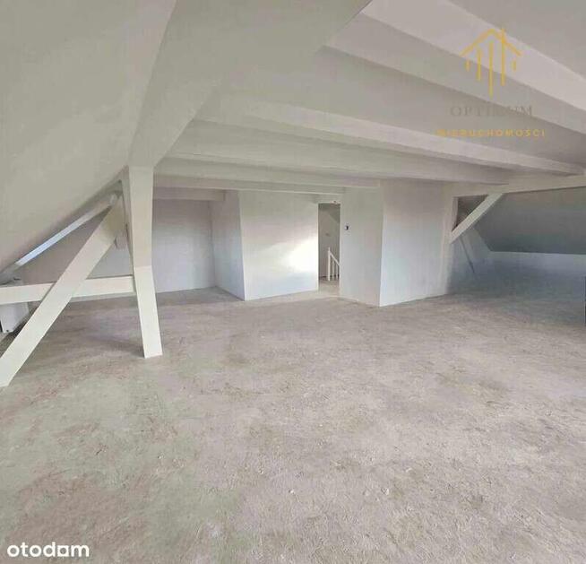 Duży dom wolnostojący - stan deweloperski