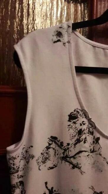 Sukienka dzianina biała czarna XL elastyczna w kwiaty