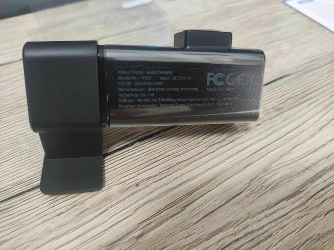 WIDEOREJESTRATOR Kamera Samochodowa V100 QHD 32GB WiFi