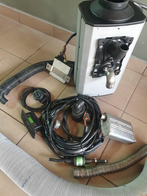 WEBASTO Air Top 24 tTyp HL24 D napięcie 24V 18W 2,4kW