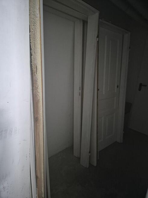 Drzwi sosnowe z oscieznica 2x80,2x70